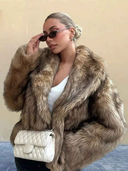 Manteau de luxe en fausse fourrure pour femme design élégant