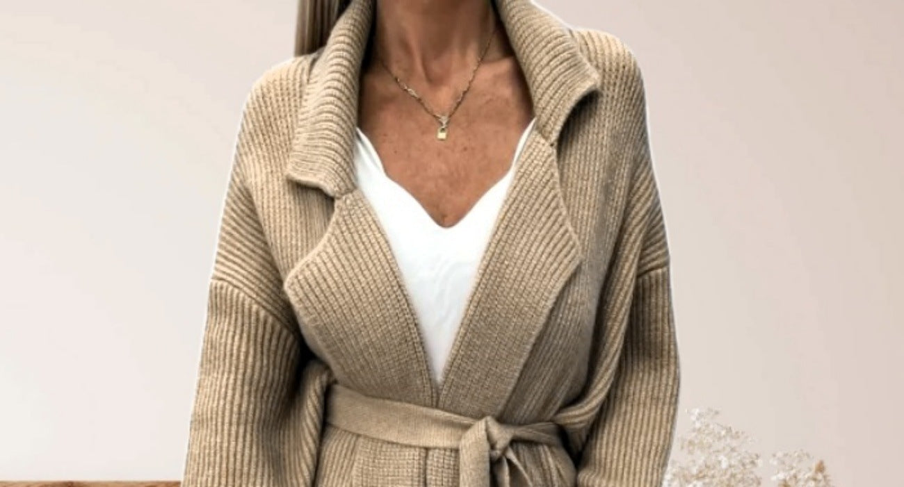 Cardigan élégant pour femme avec ceinture et revers larges