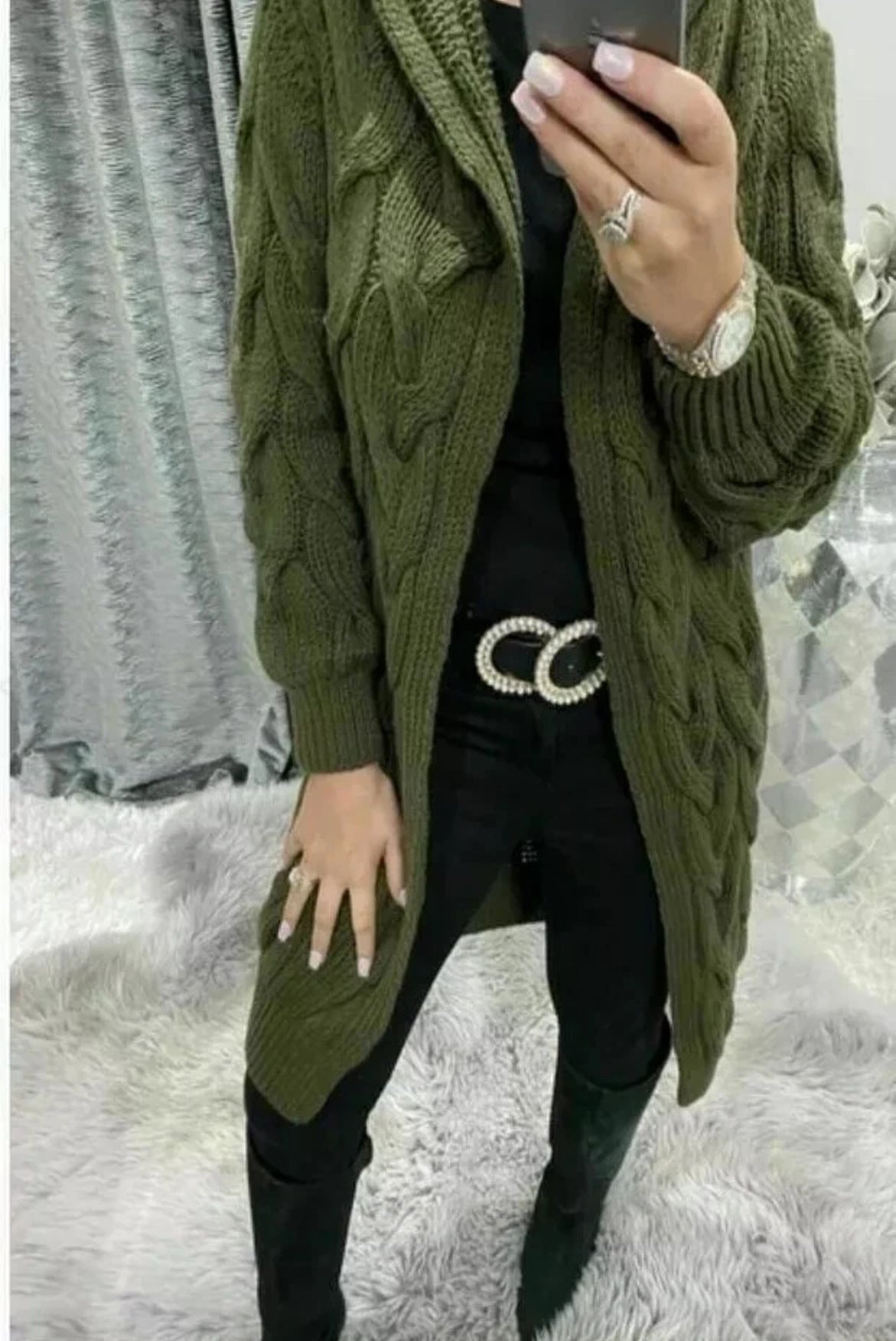 Cardigan long en maille tressée élégant