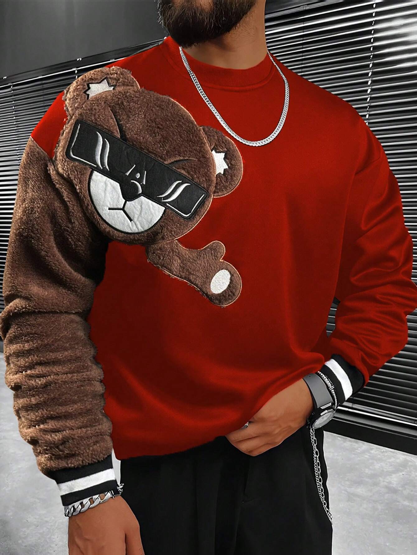 Pull Homme Ours Application Douce Peluche