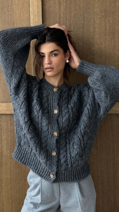 Cardigan femme en grosse maille avec boutons élégants