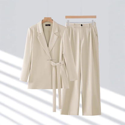 Ensemble tailleur-pantalon moderne pour femme avec blazer long
