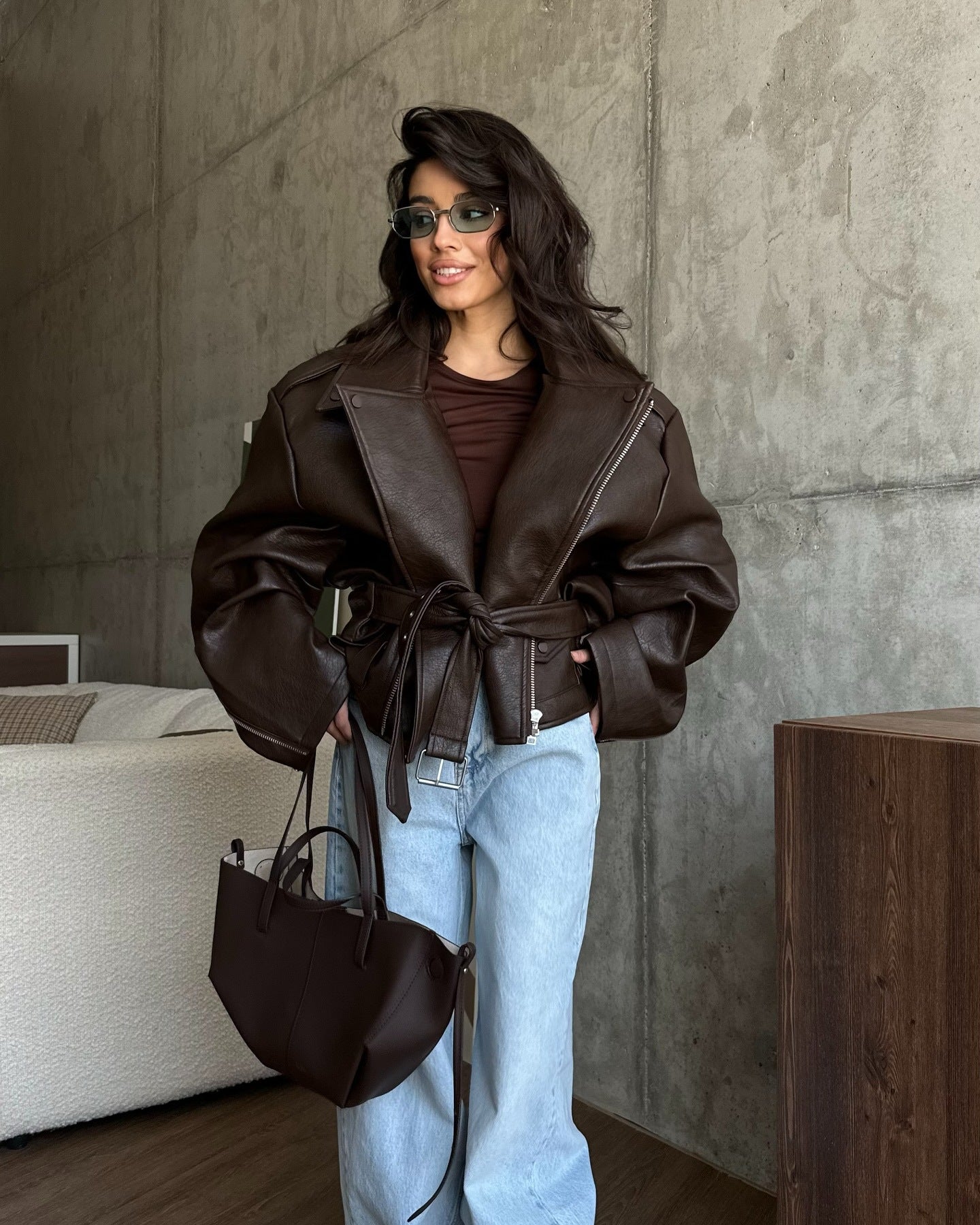 Manteau oversize élégant pour femme avec ceinture à la taille