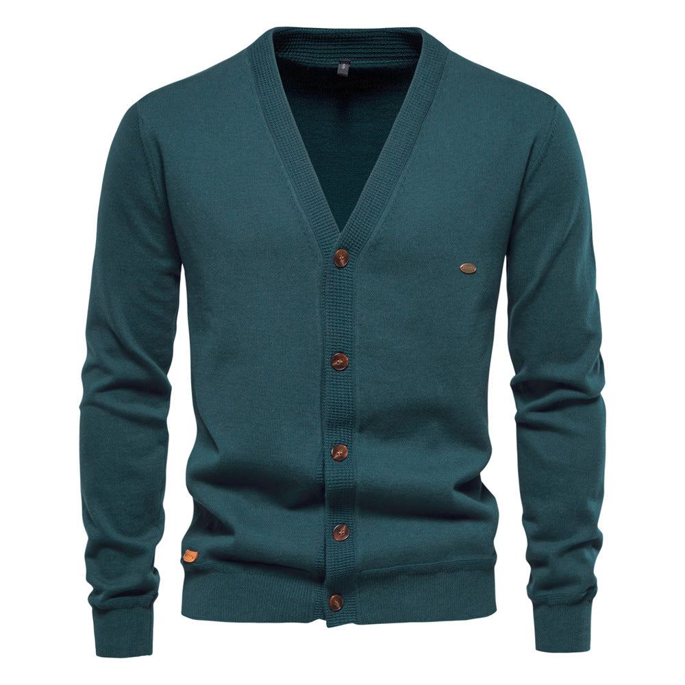 Cardigan homme col V moderne boutons en bois