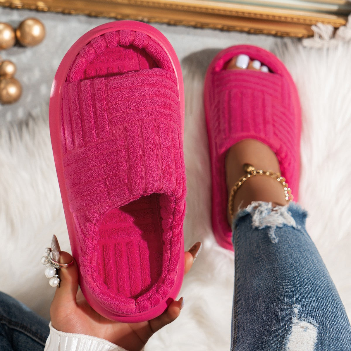 Chaussons douillets pour femmes antidérapants