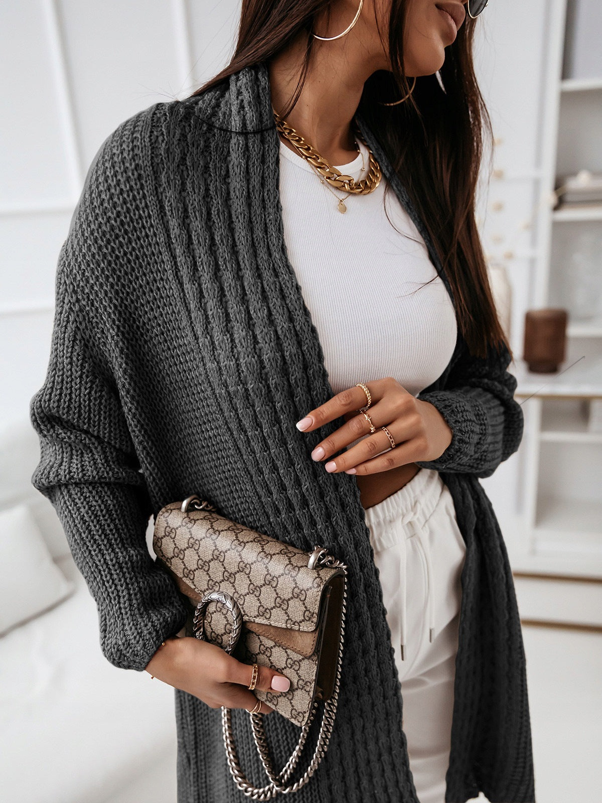 Gilet en tricot à manches longues, aspect laineux, ample et lacé
