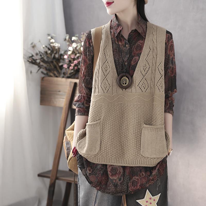 Gilet tricoté pour femme col en V avec poches design élégant