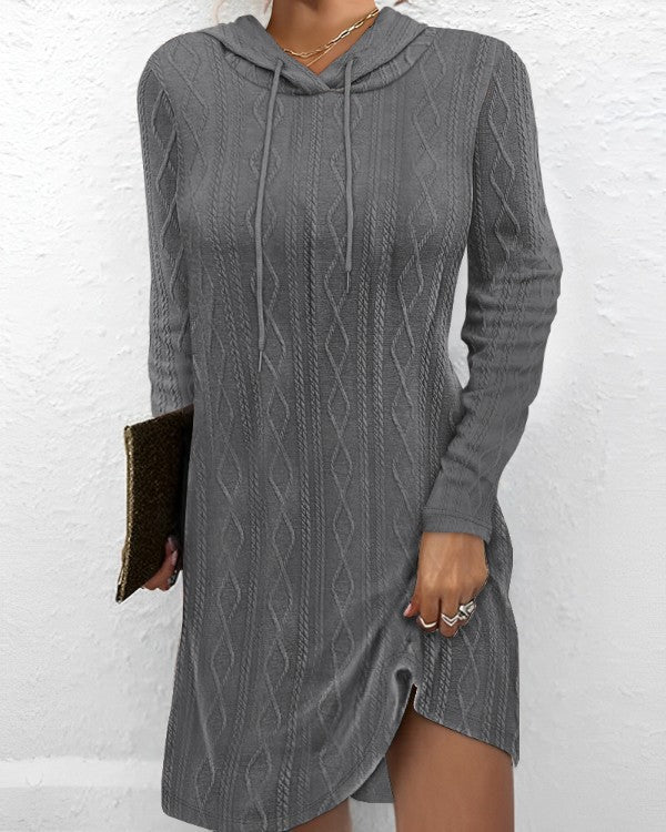 Robe pull femme capuche fentes latérales tendance
