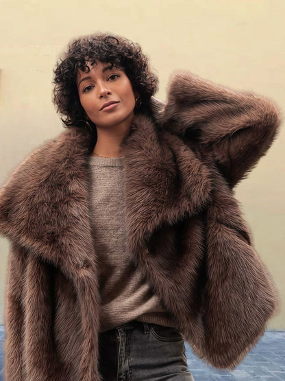 Manteau de luxe en fausse fourrure pour femme design élégant