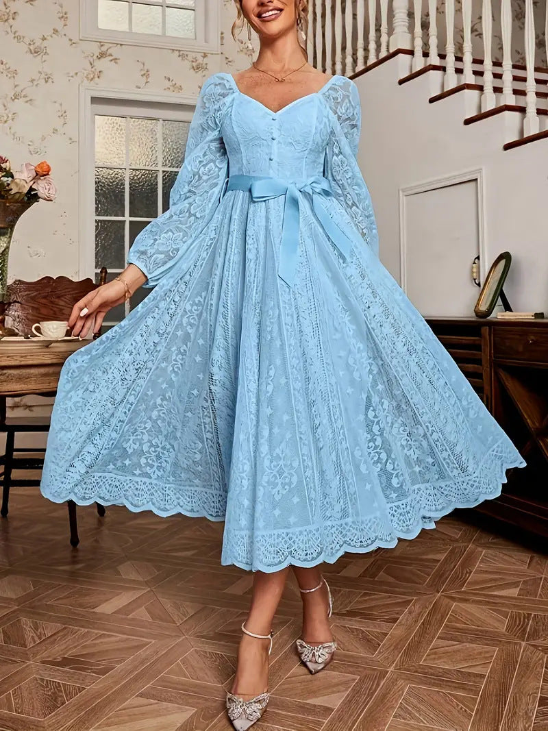 Robe élégante pour femme en dentelle, à manches bouffantes et taille cintrée