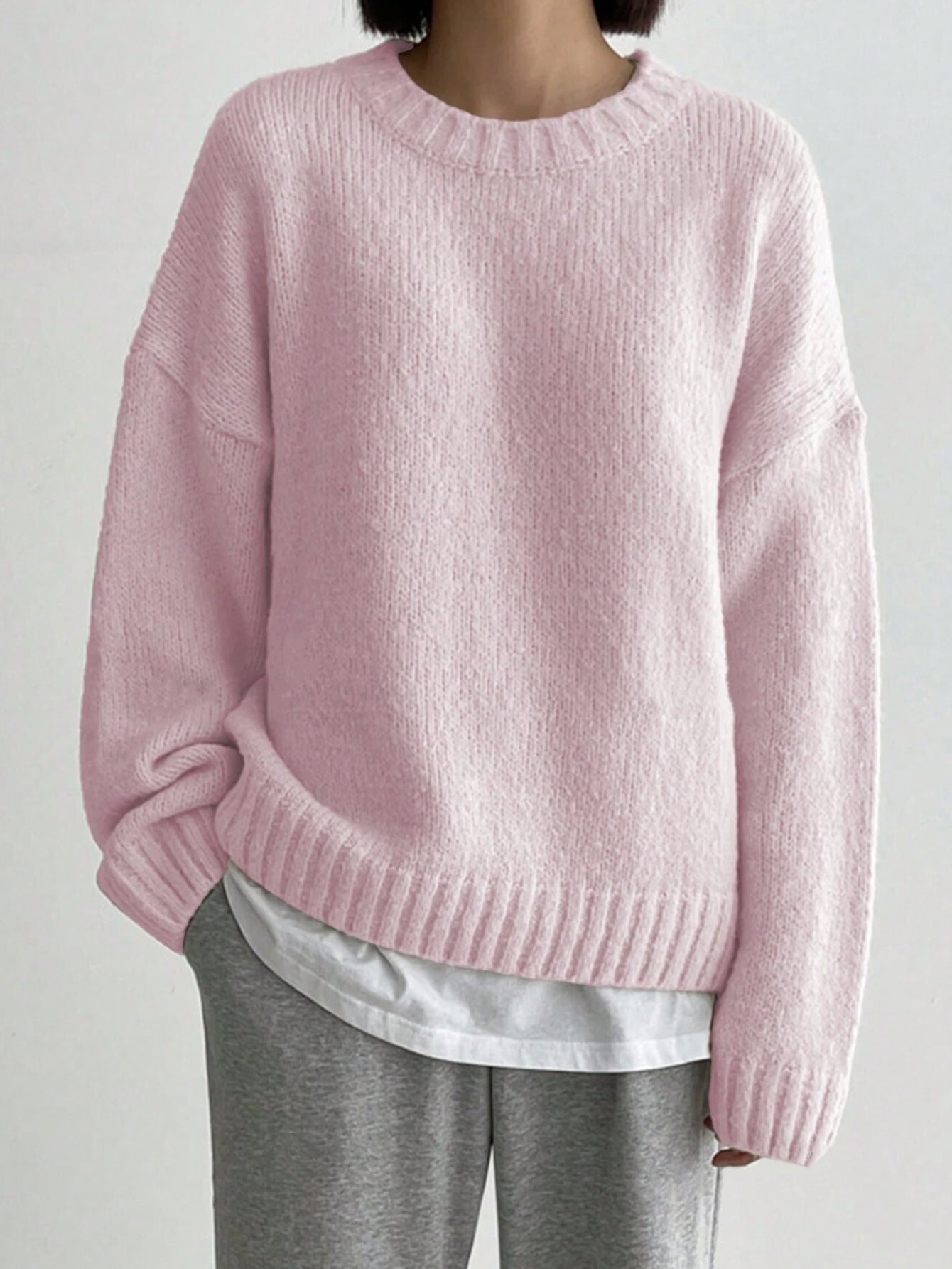 Pull tricoté femme coupe oversize col rond mode automne