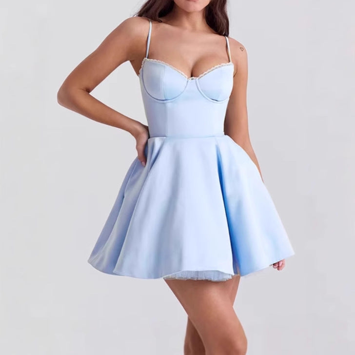 Robe patineuse femme dentelle bretelles élégante cintrée