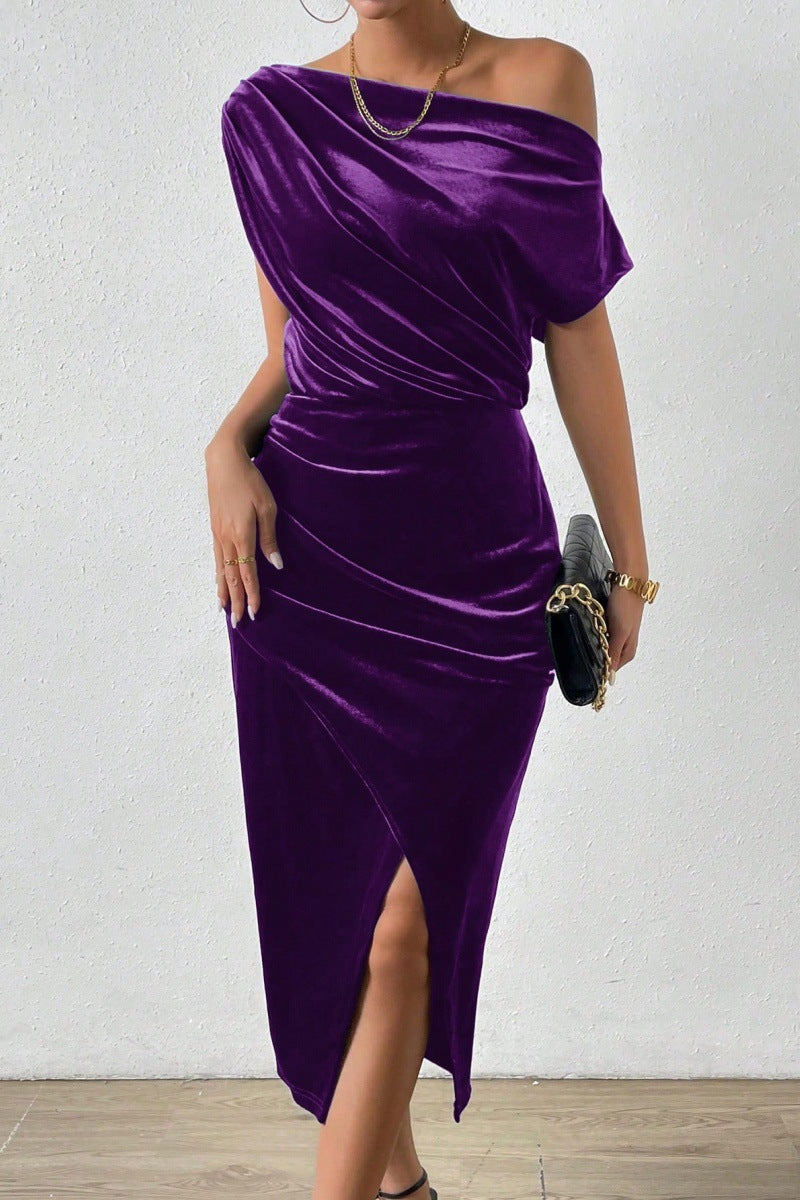 Robe d'été élégante femme mi-longue épaules dénudées