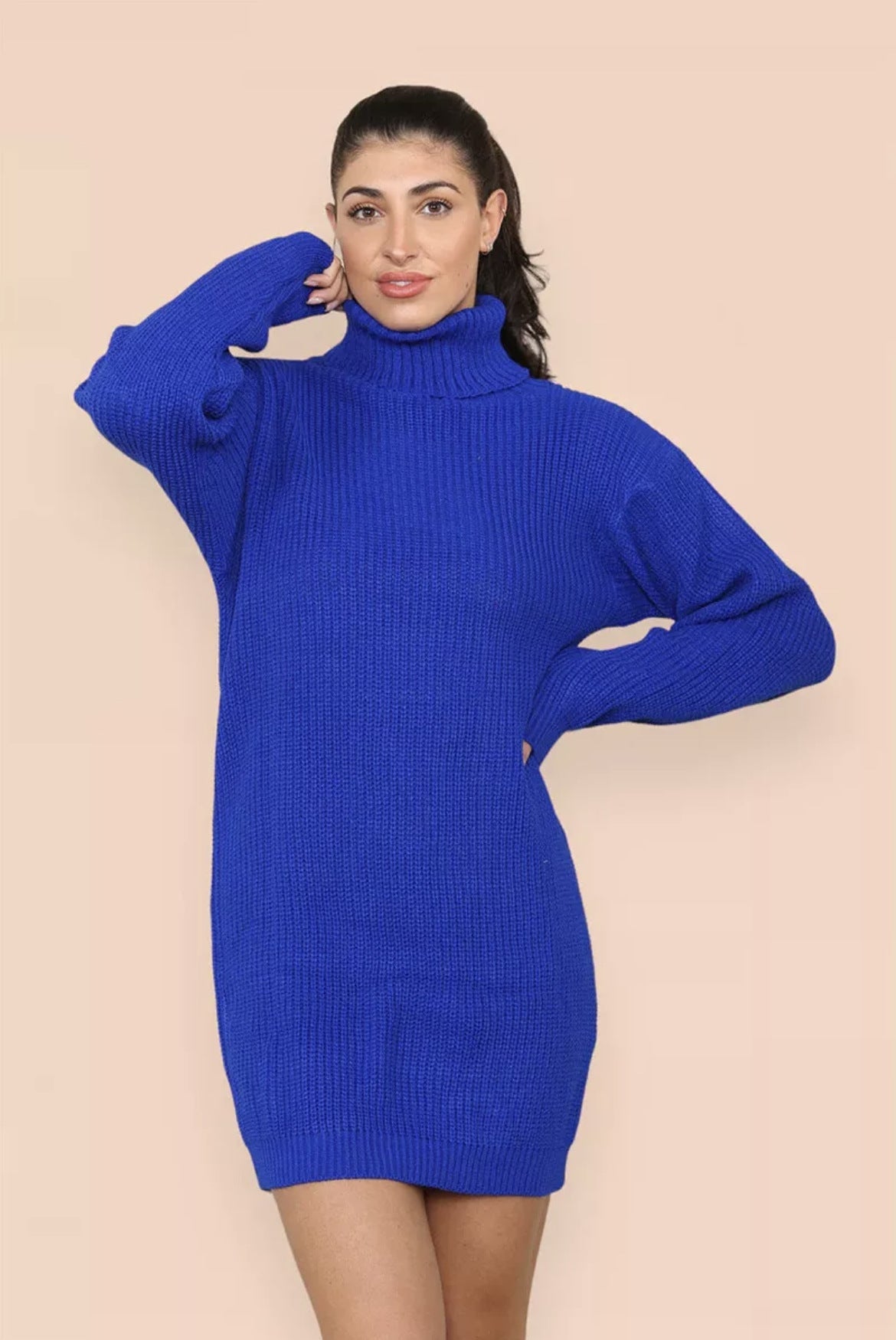 Robe pull femme col montant tricotée élégante