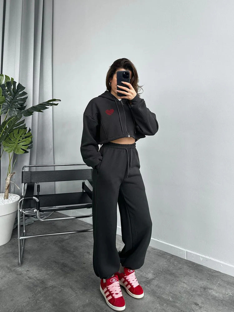 Ensemble de survêtement femme : sweat à capuche et pantalon de jogging confortable