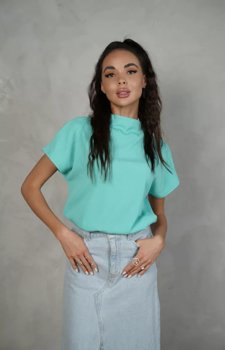 Haut pour femmes, manches courtes, élégant, col montant