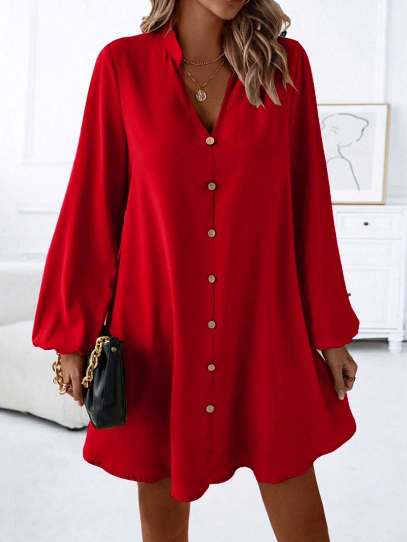 Robe courte élégante à manches bouffantes pour femmes