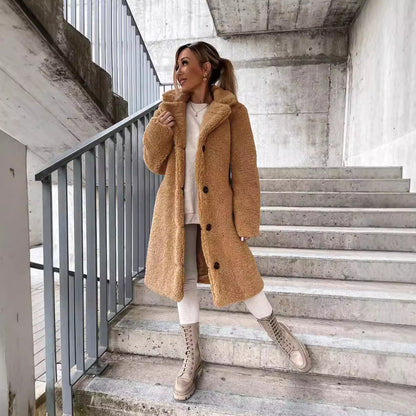 Élégante veste teddy pour femmes avec boutons et poches