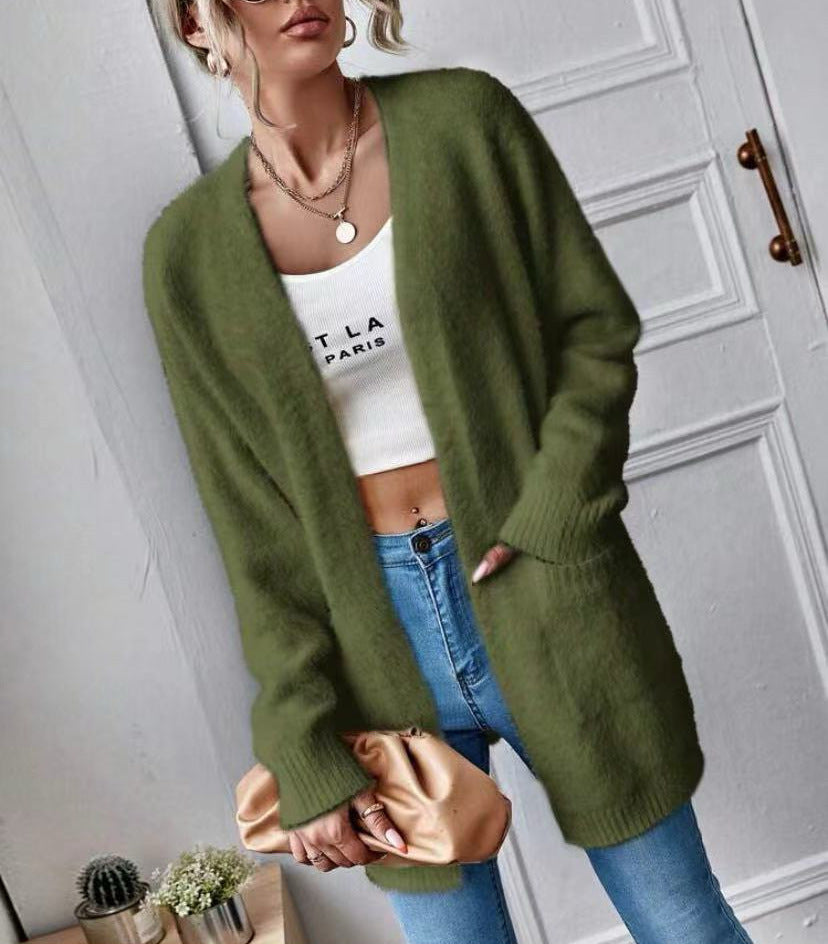Cardigan doux et moelleux pour femme, design simple et élégant