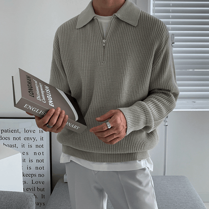 Pull homme zippé col montant style moderne