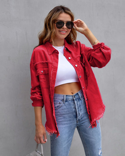 Veste en jean déchirée style tendance