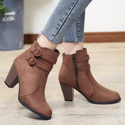 Bottes stylées design rétro talon bloc