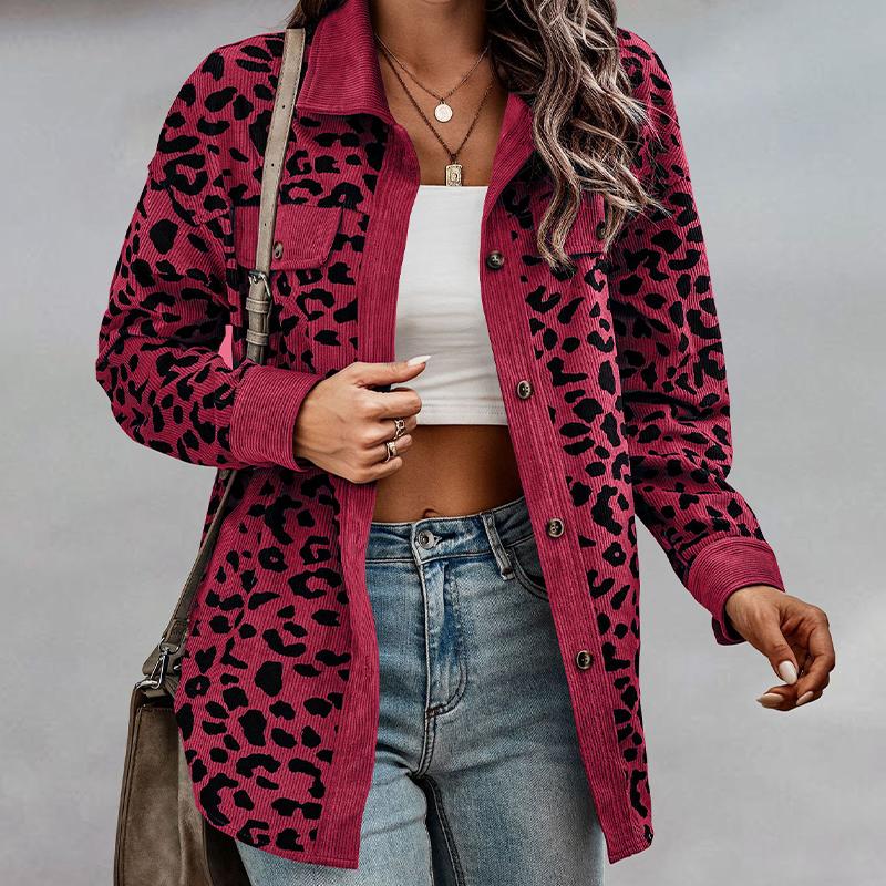 Veste léopard tendance au design moderne