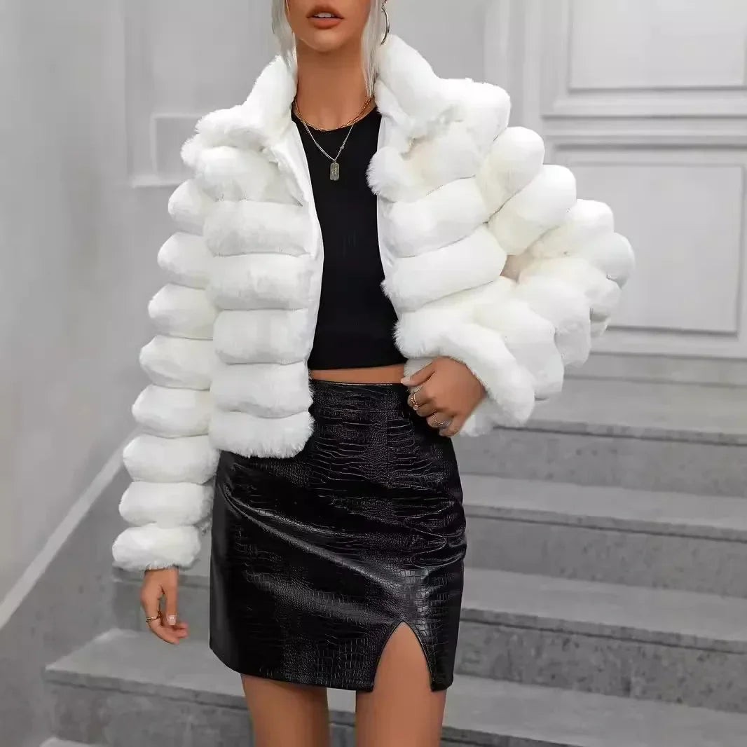 Robe de luxe | Manteau en fausse fourrure