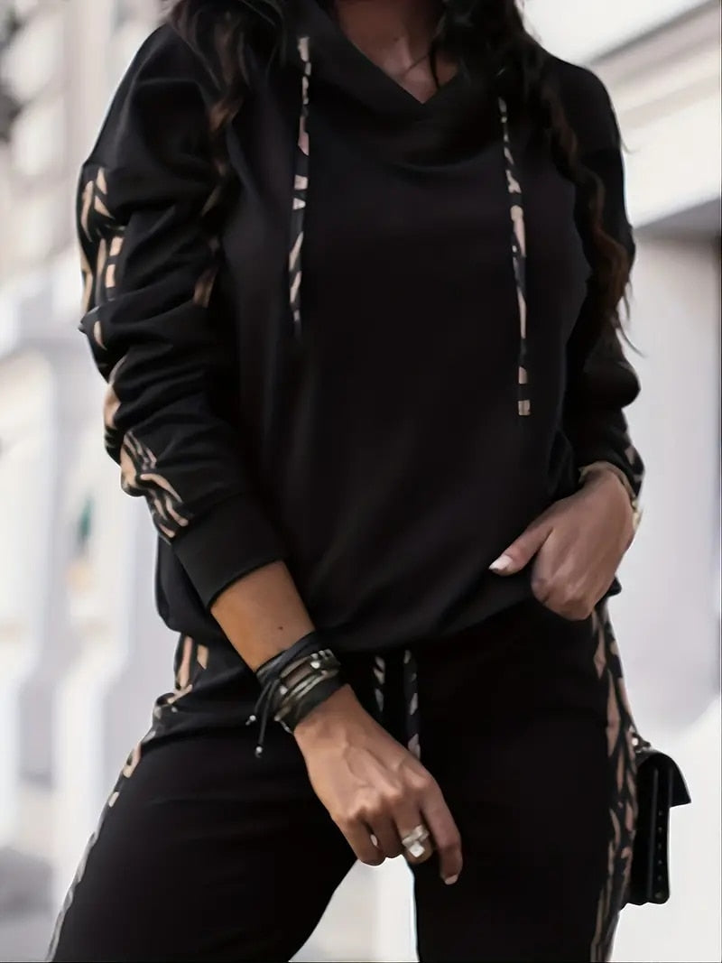 Ensemble décontracté : pantalon et sweat à capuche sportif