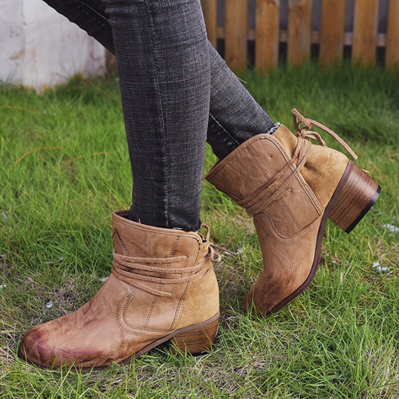 Bottines rétro à bout rond