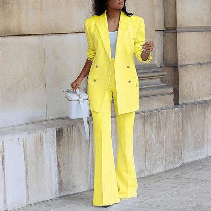 Ensemble deux pièces blazer et pantalon élégant pour femme