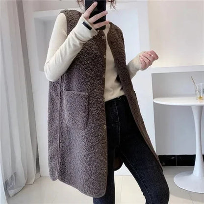 Gilet élégant en laine pour femme avec poches
