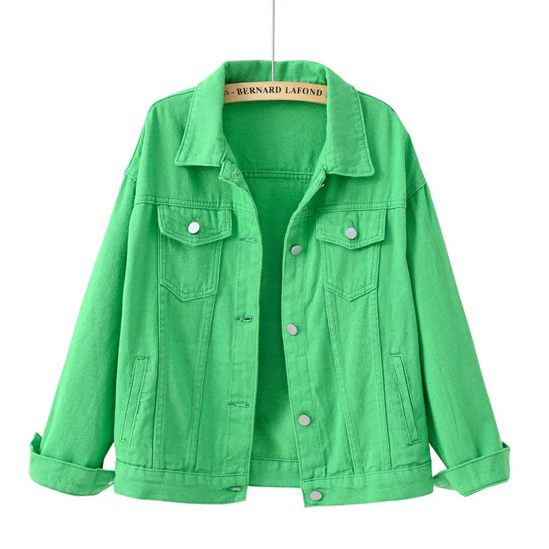 Veste courte pour femme avec boutons et poche poitrine