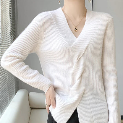 Pull pour femme col V style moderne
