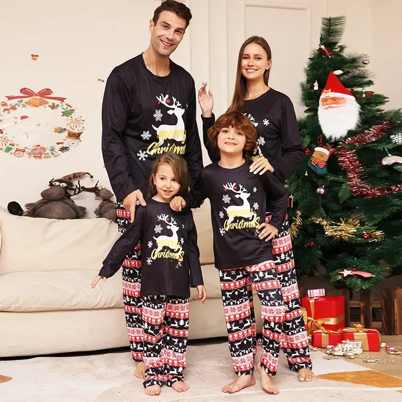 Weihnachtspyjamas Schwarz Reh Motiv - IdealeKleiden