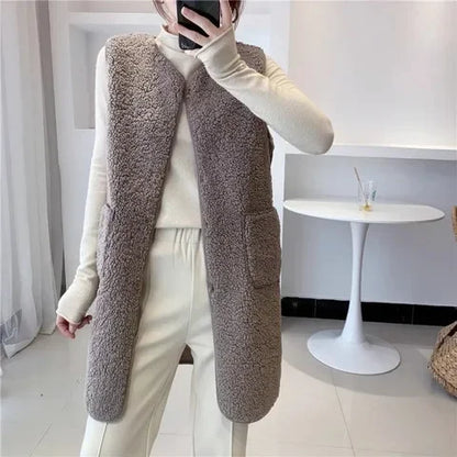 Gilet élégant en laine pour femme avec poches