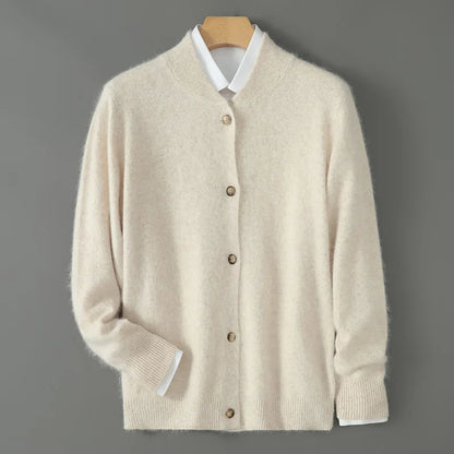 Cardigan doux pour femme avec boutons devant