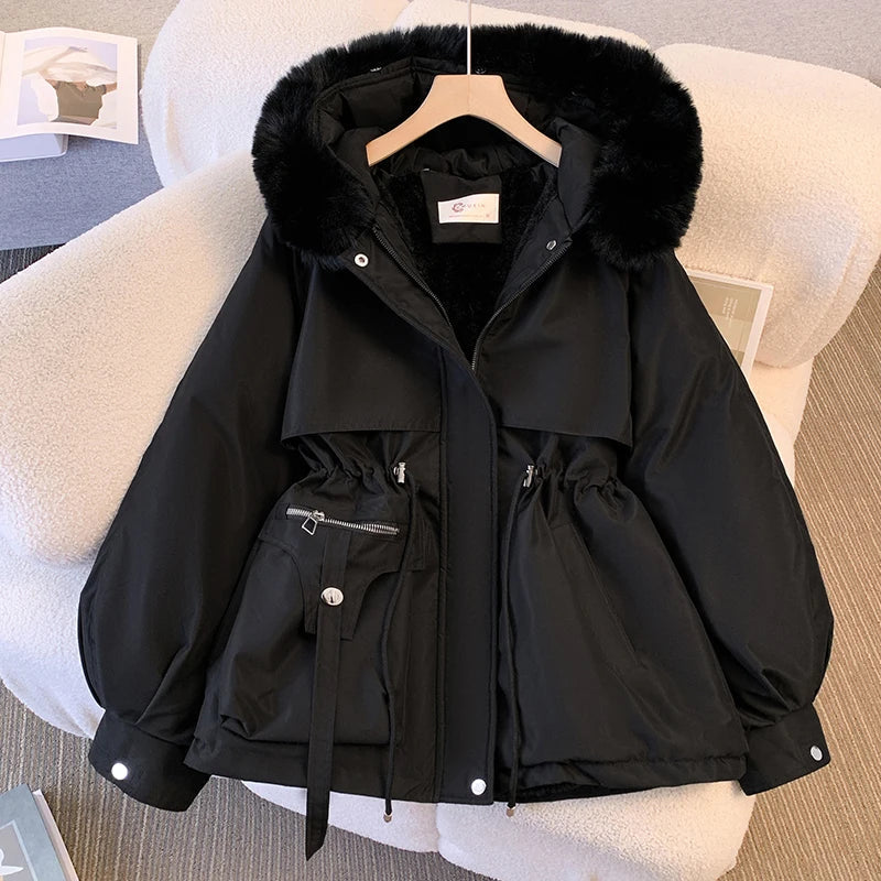 Manteau élégant pour femme avec capuche