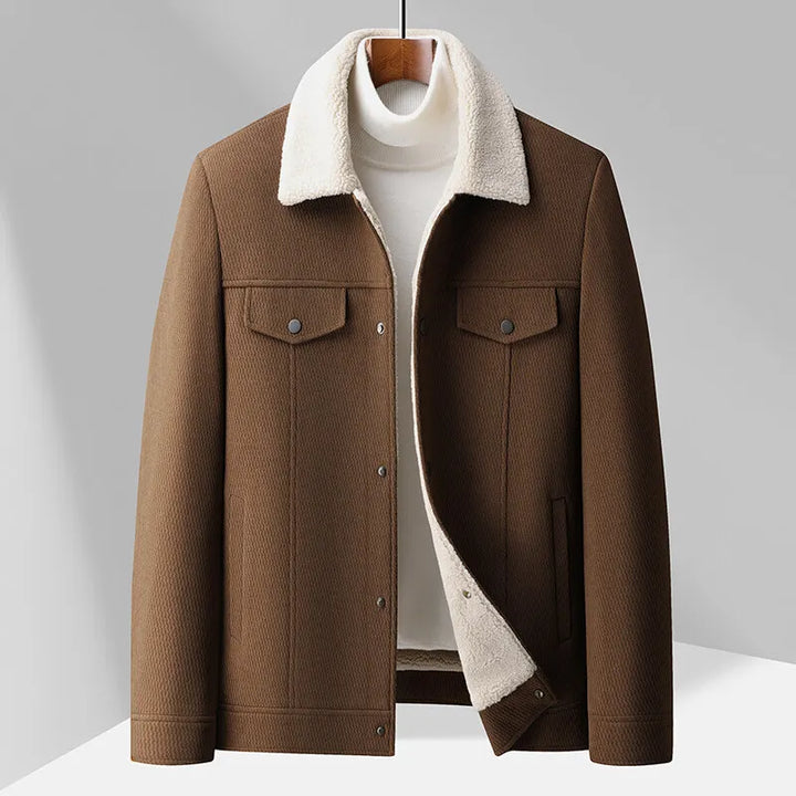 Blazer élégant pour femme au design moderne