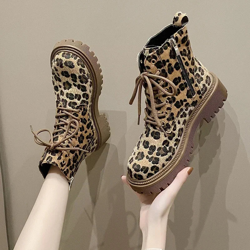 Chelsea boots stylées motif léopard semelle épaisse