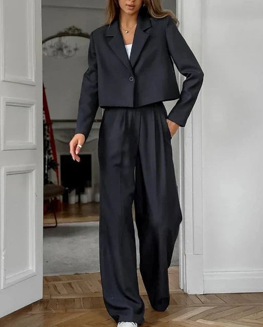 Ensemble deux pièces pratique pour le bureau (femme)