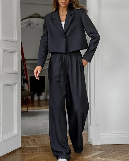 Ensemble deux pièces pratique pour le bureau (femme)