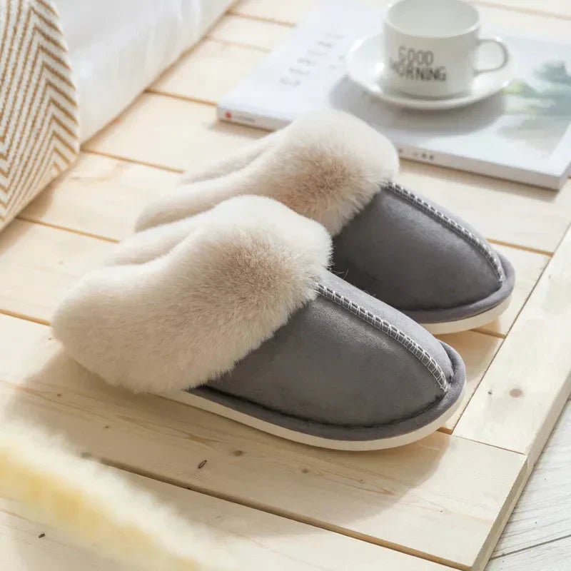 Pantoufles femme en peluche bordées de fourrure douillette