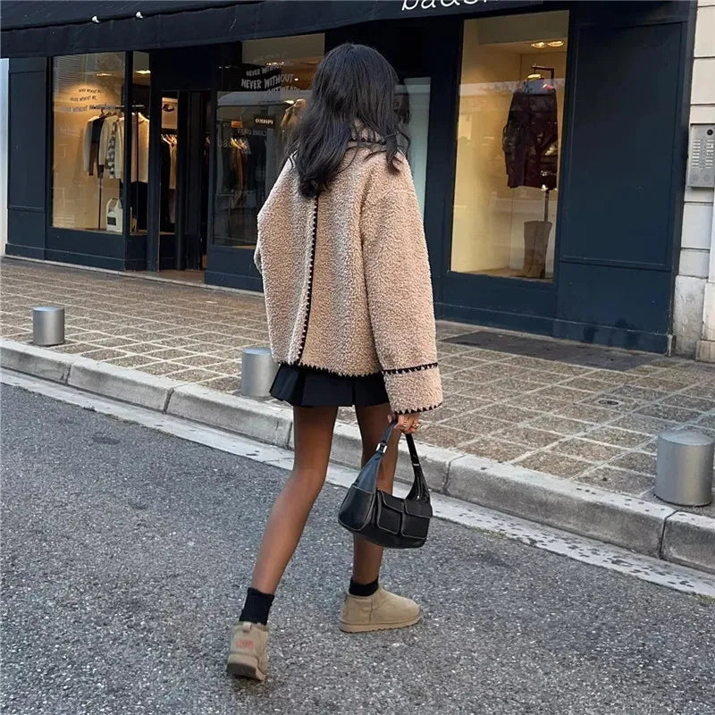 Damen Fleecejacke Beige Soft und Warm - IdealeKleiden