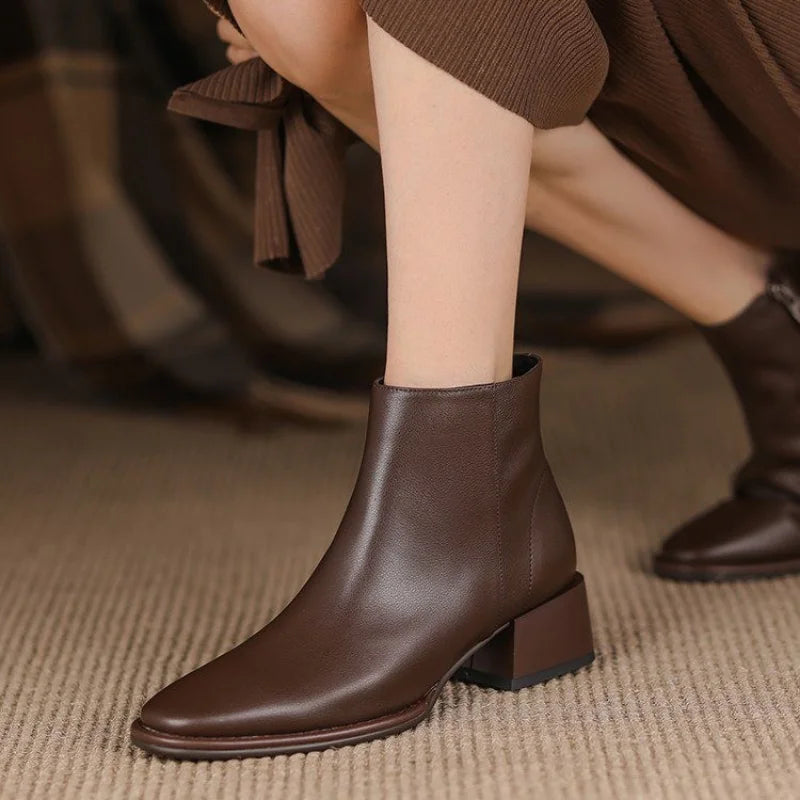 Bottines élégantes à talon épais pour femme