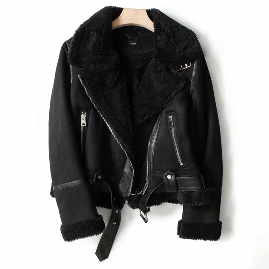 Veste courte femme moderne et élégante col