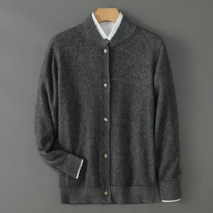 Cardigan doux pour femme avec boutons devant