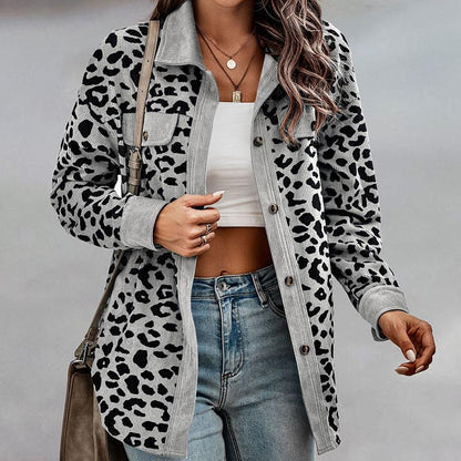 Veste léopard tendance au design moderne
