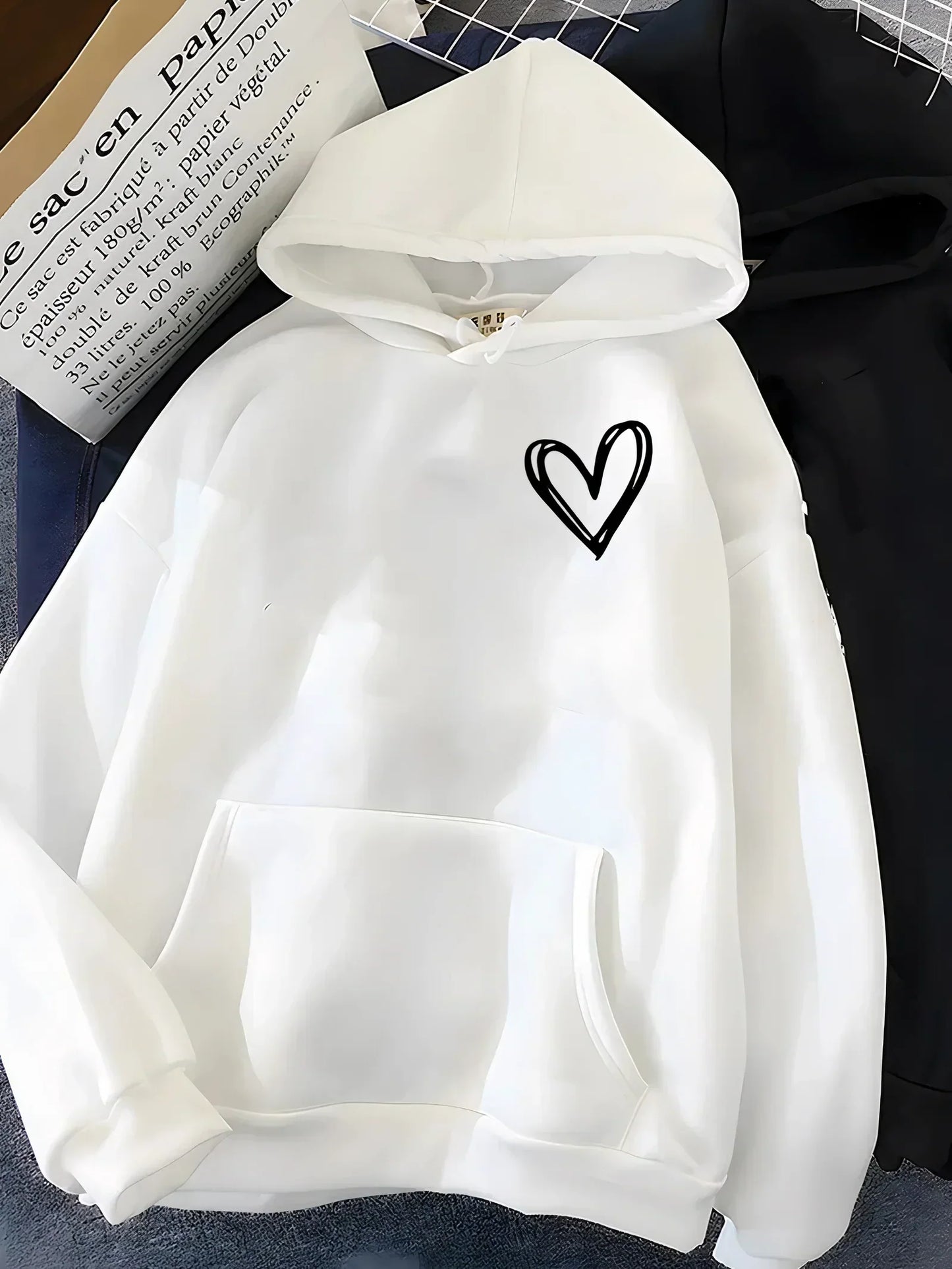 Sweat à capuche femme motif cœur tout doux