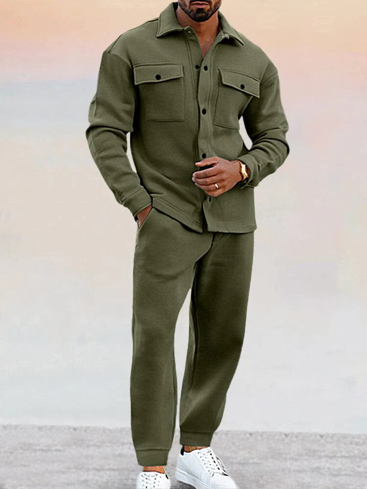 Costume deux pièces homme élégant et sportif